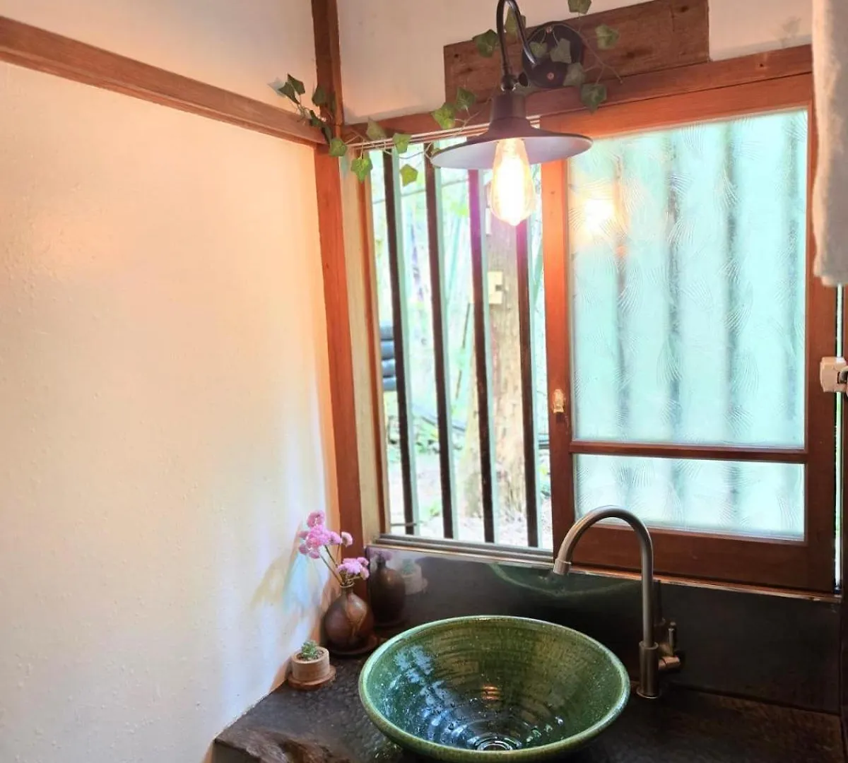 Vanguard Backpackers Sagamihara